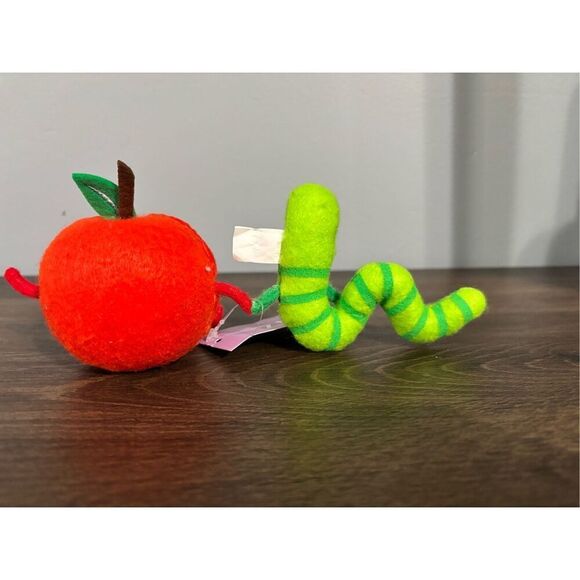 Target Spritz apple & worm felt duo figures back to school - Picture 4 of 4